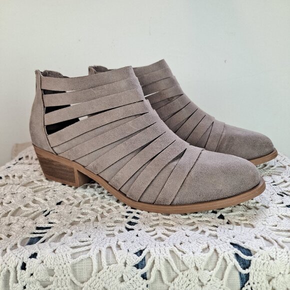Carlos Santana Bryna Strappy Booties Size 8 - Picture 1 of 10
